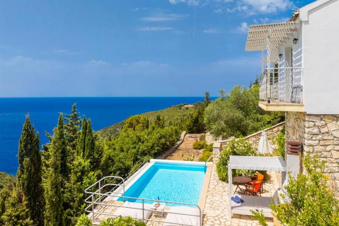 ,Beautiful villa with private pool and terrace with panoramic sea views . - Villa Bougainvillea . (Photo Gallery) }}