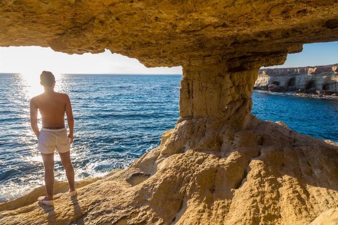 Sea caves . - Villa Rotiana . (Galleria fotografica) }}