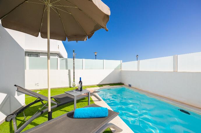 Beautiful villa with private pool and terrace . - Villa Janubio . (Photo Gallery) }}