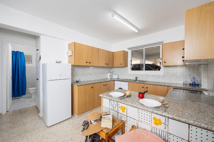 Argaka . - Latchi Bay Apartment . (Photo Gallery) }}