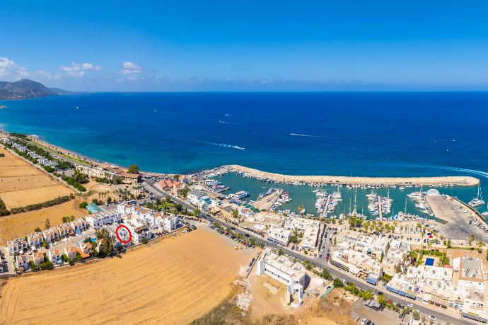 Aerial view showing location of apartment . - Bluesea View Latchi Apartment . (Galería de imágenes) }}