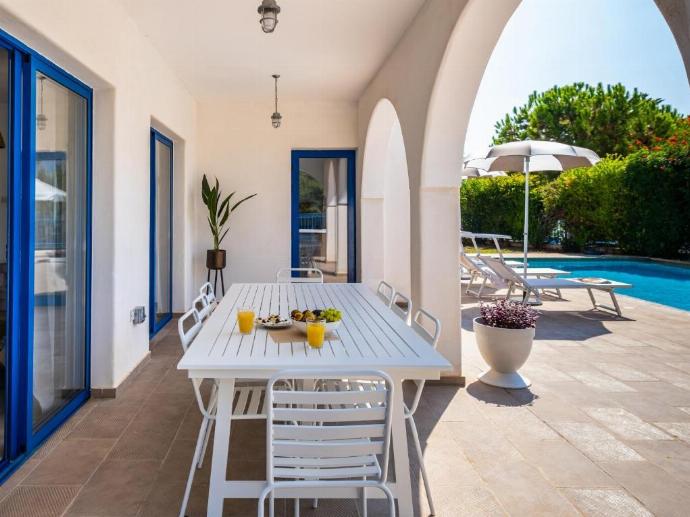  . - Villa Poseidonas . (Photo Gallery) }}