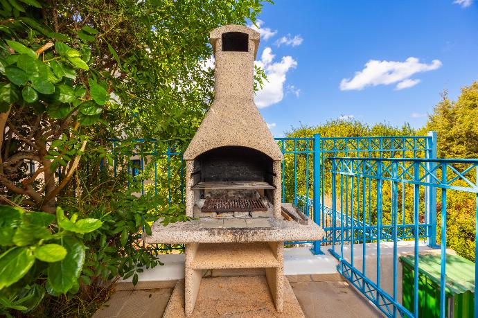 BBQ area . - Villa Poseidonas . (Photo Gallery) }}