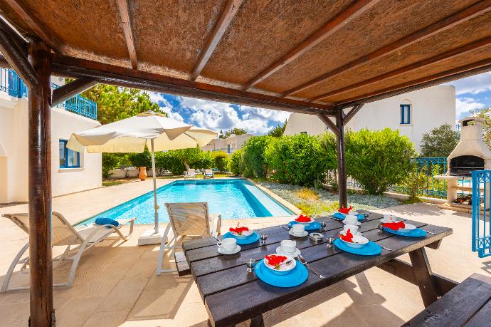 Sheltered terrace area with BBQ . - Villa Ermis . (Photo Gallery) }}