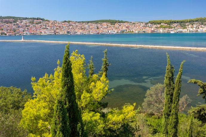 Argostoli . - Villa Eleftheria . (Galleria fotografica) }}