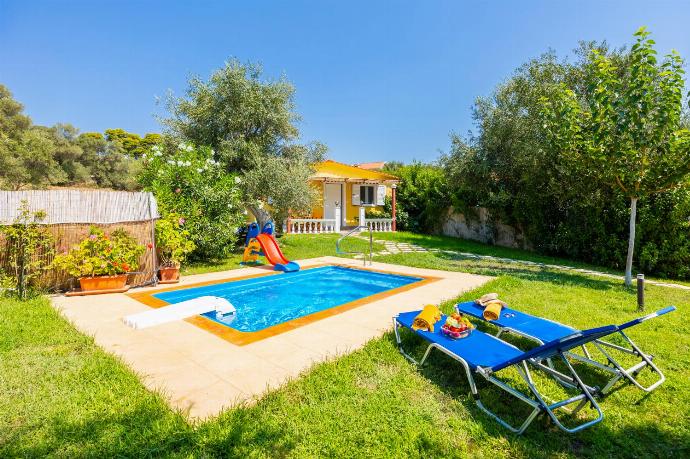 Beautiful villa with private pool, terrace, and garden . - Villa Memi . (Galerie de photos) }}