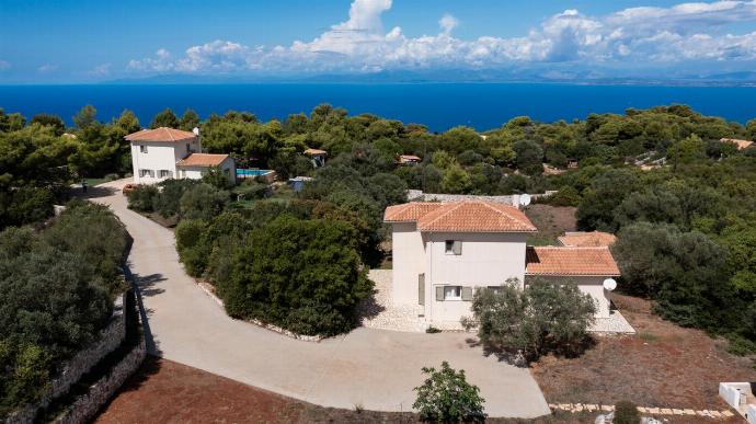  . - Villa Thalea . (Photo Gallery) }}