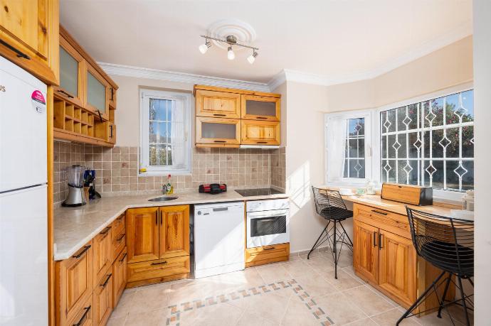 Equipped kitchen . - Villa Begonvil . (Fotogalerie) }}