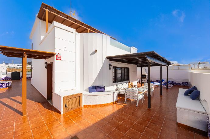 Beautiful villa with private pool and terrace . - Villa Dulce . (Photo Gallery) }}