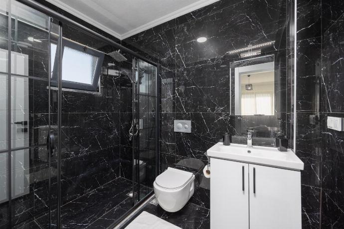 En suite bathroom with shower . - Villa Grand Yasar 3 . (Photo Gallery) }}