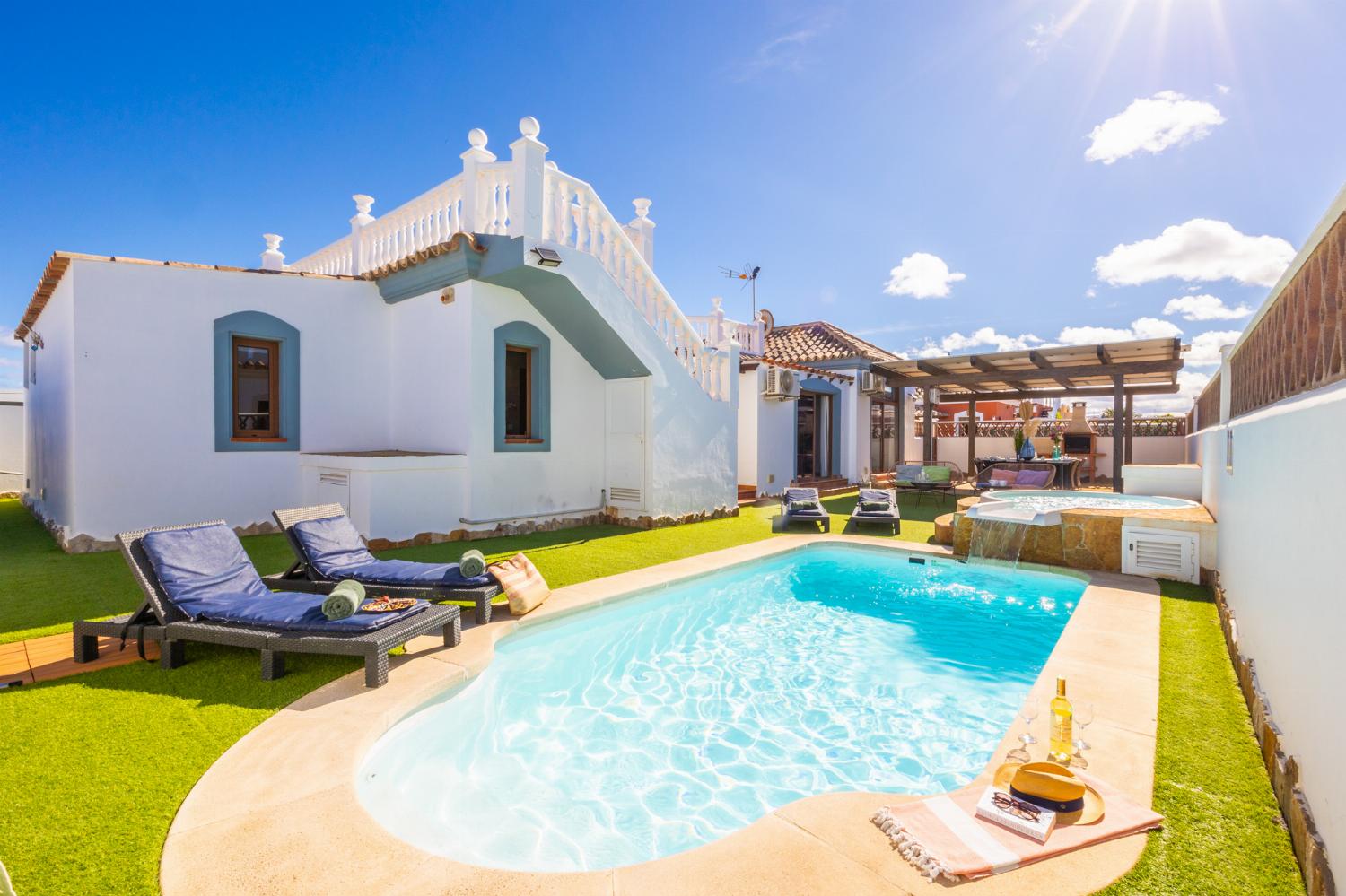 Beautiful villa with private pool and terrace