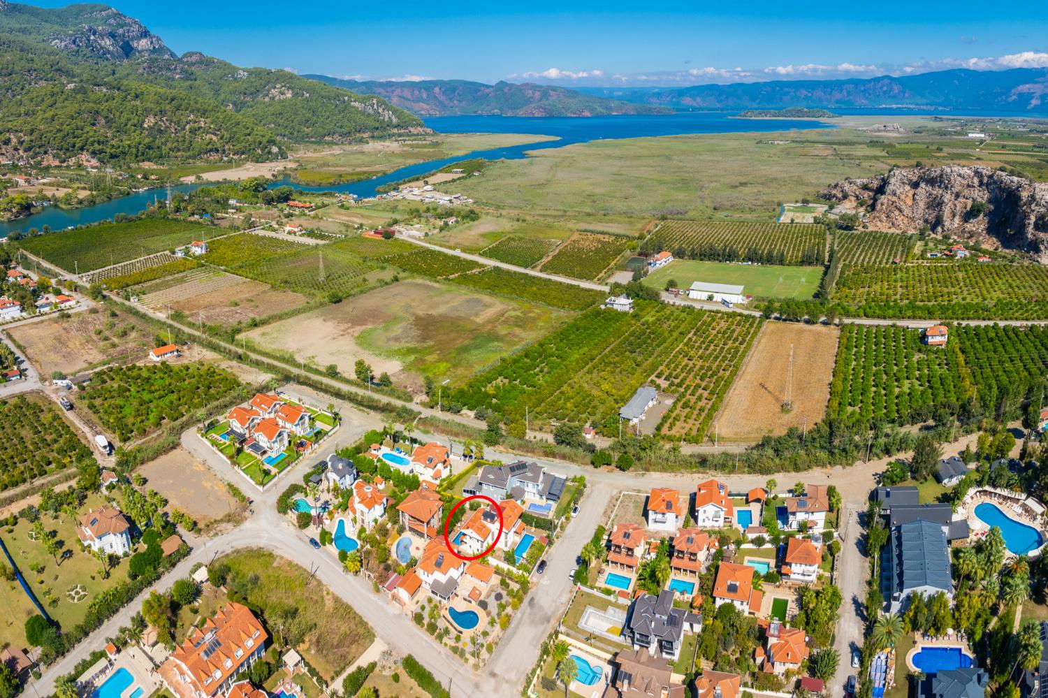 Aerial view showing location of Villa Kaya 2