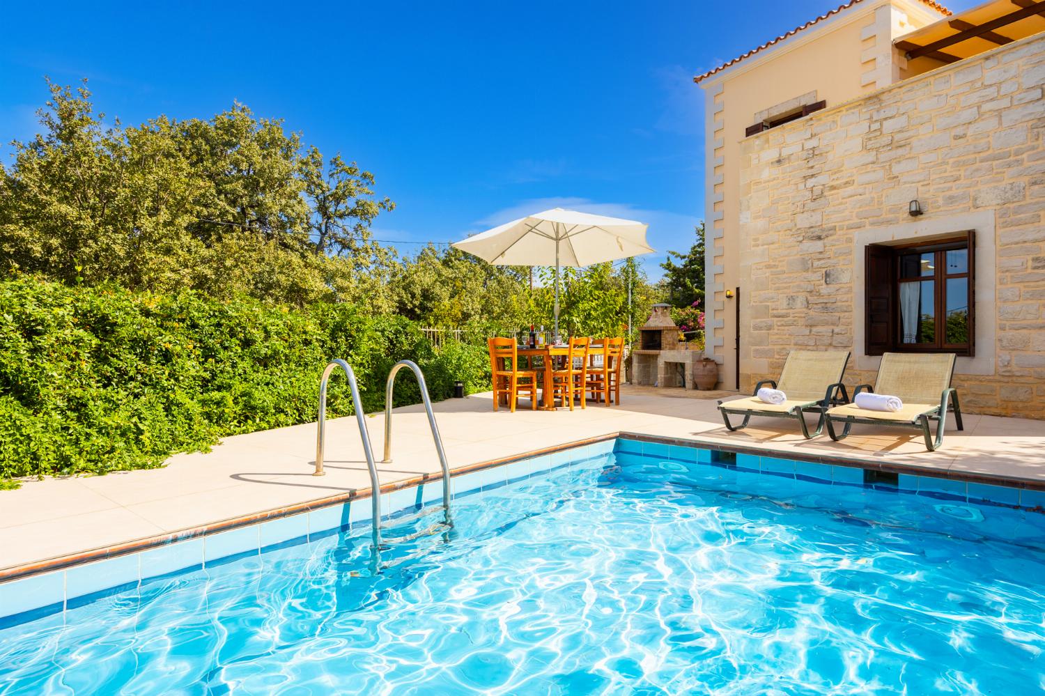 Private pool and terrace