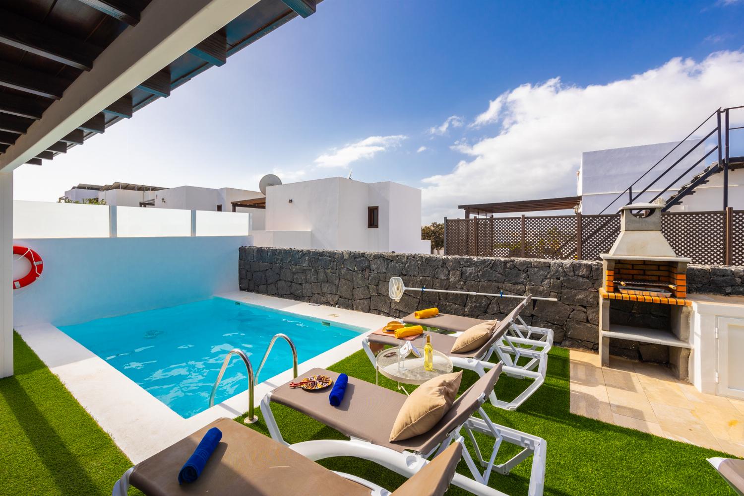 Private pool and terrace