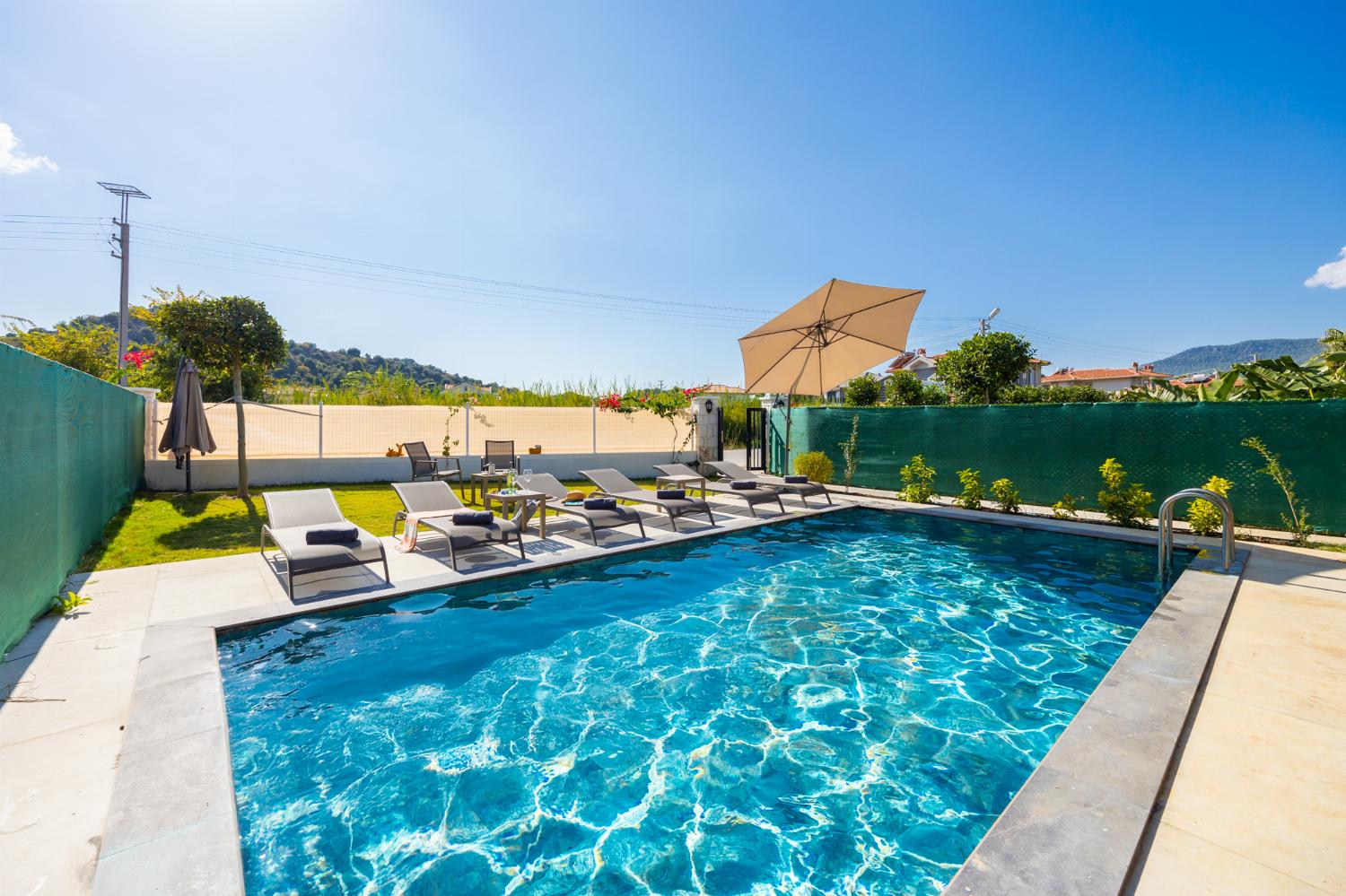 Private pool and terrace