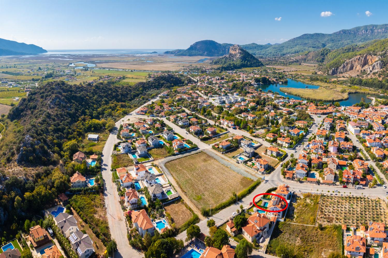 Aerial view showing location of villa